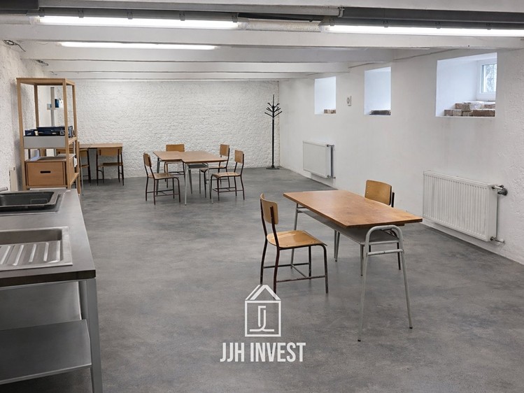 Pronájem kanceláře 112 m² - foto 5