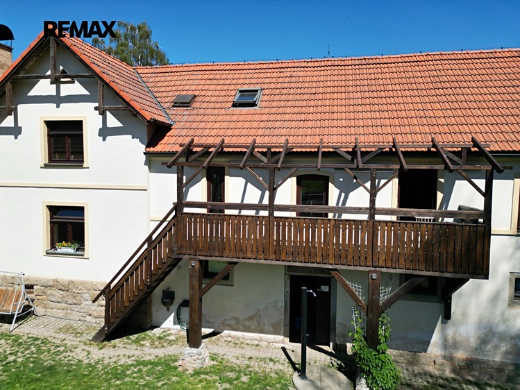 Prodej  zemědělské usedlosti 725 m², pozemek 7 880 m² - foto 4