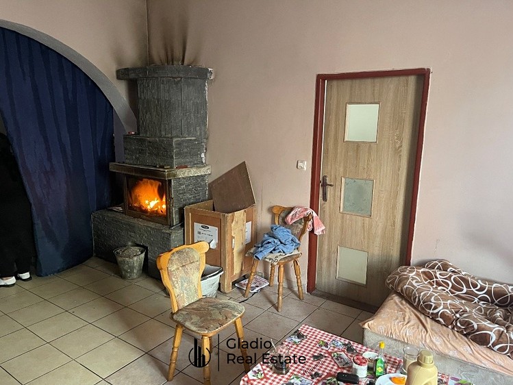 Prodej rodinného domu 450 m², pozemek 296 m² - foto 7