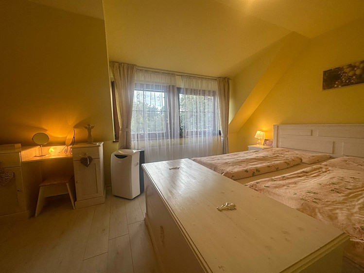 Prodej rodinného domu 136 m², pozemek 321 m² - foto 7