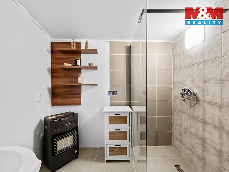 Prodej chaty 47 m², pozemek 363 m² - foto 4