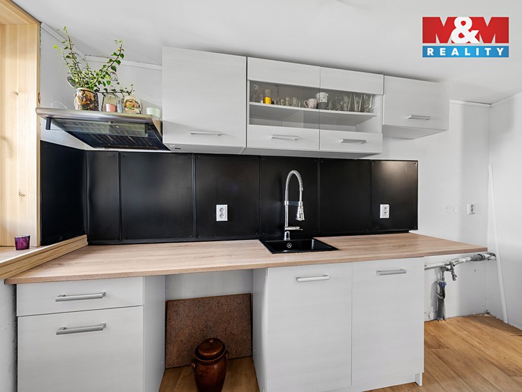 Prodej chaty 47 m², pozemek 363 m² - foto 2