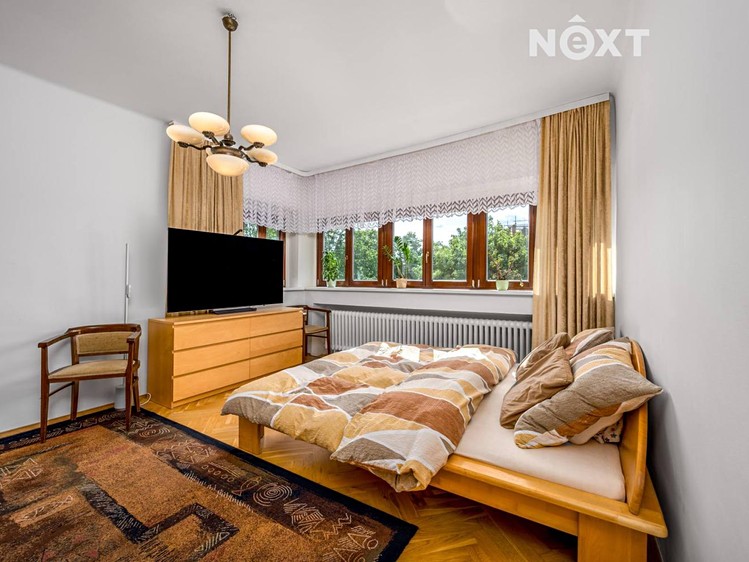 Prodej rodinného domu 300 m², pozemek 1 330 m² - foto 7