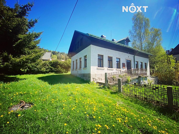 Prodej rodinného domu 180 m², pozemek 1 275 m² - foto 1