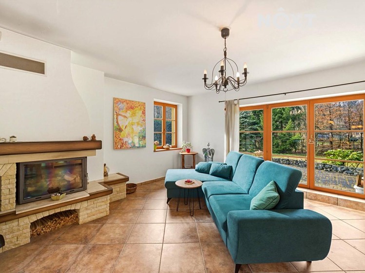 Prodej rodinného domu 166 m², pozemek 567 m² - foto 1