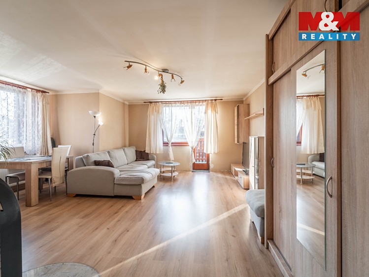 Prodej rodinného domu 180 m², pozemek 2 215 m² - foto 7