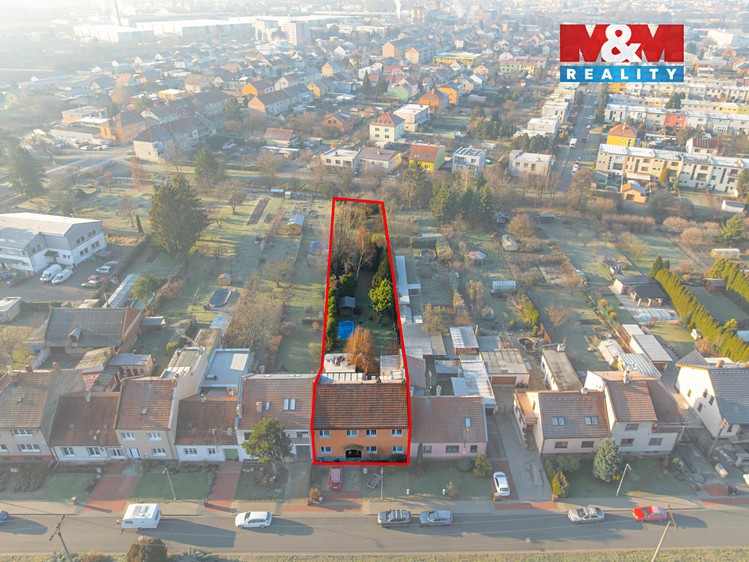 Prodej rodinného domu 240 m², pozemek 1 501 m² - foto 3