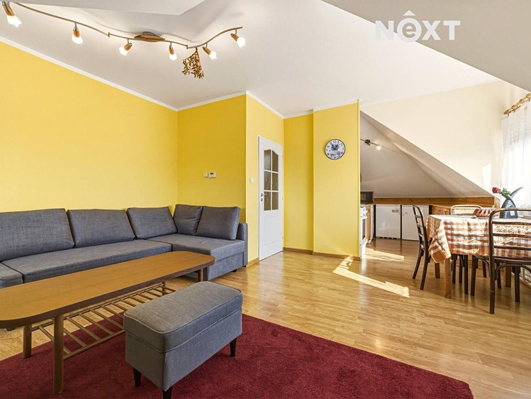 Prodej bytu 2+kk 47 m² (Podkrovní) - foto 4