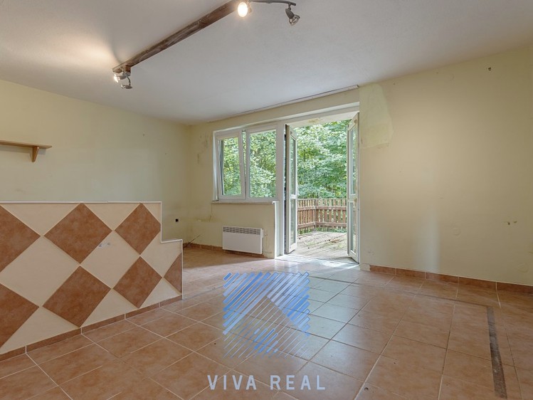 Prodej rodinného domu 337 m², pozemek 1 675 m² - foto 4