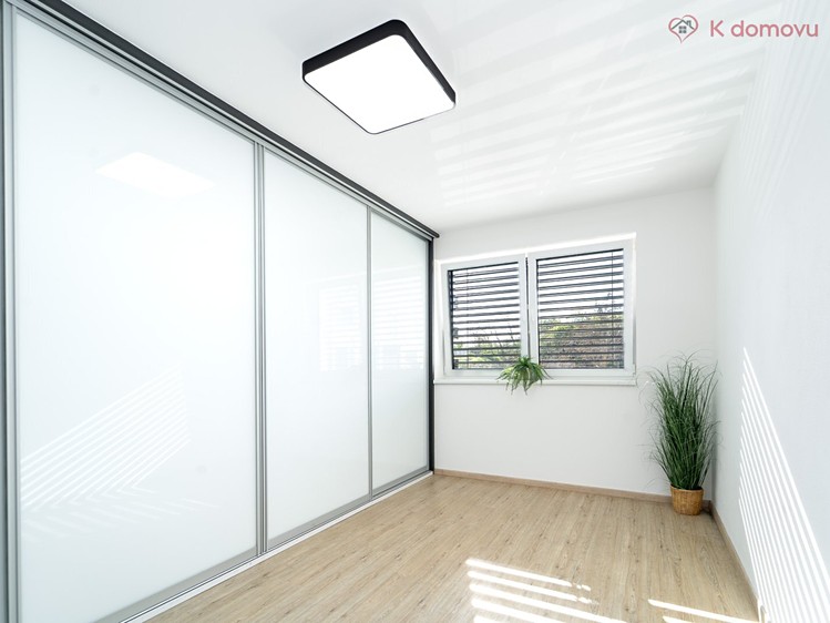Prodej bytu 4+kk 93 m² - foto 8