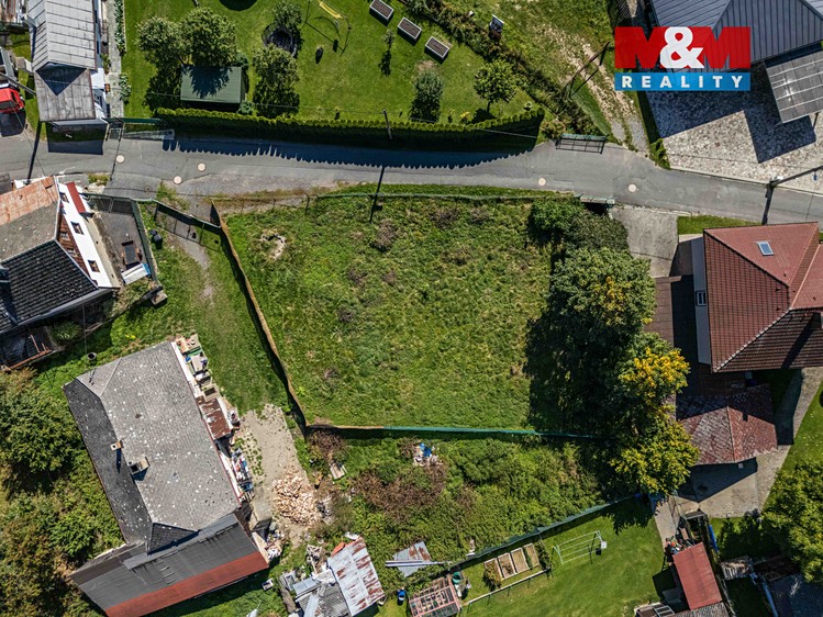 Prodej stavebního pozemku 737 m² - foto 8