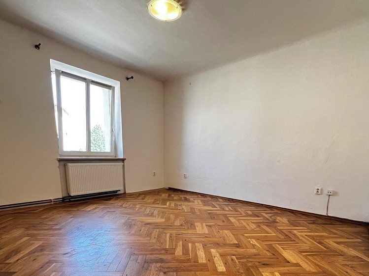 Pronájem bytu 2+1 60 m² - foto 4