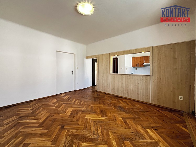 Pronájem bytu 2+1 60 m² - foto 5