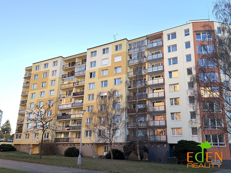 Pronájem bytu 4+1 78 m² - foto 1