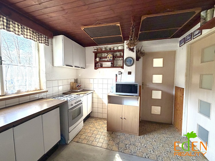 Prodej chaty 56 m², pozemek 728 m² - foto 3