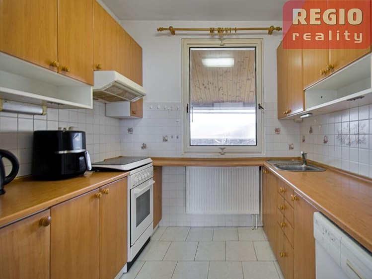 Prodej rodinného domu 90 m², pozemek 3 985 m² - foto 7