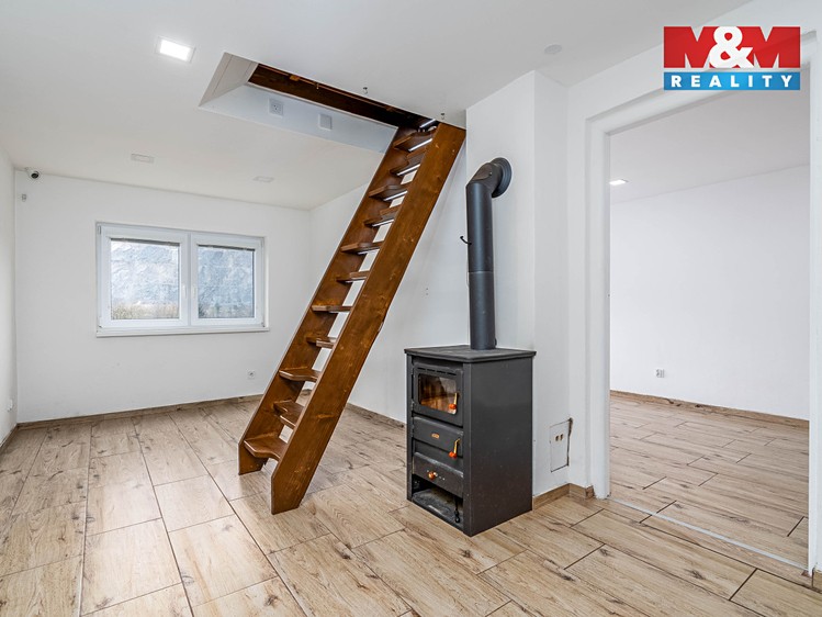 Prodej chaty 67 m², pozemek 47 m² - foto 2