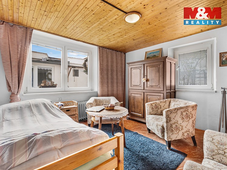 Prodej rodinného domu 120 m², pozemek 322 m² - foto 2