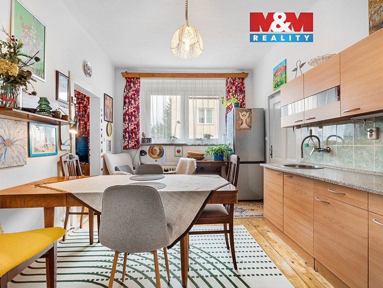Prodej rodinného domu 120 m², pozemek 322 m² - foto 1