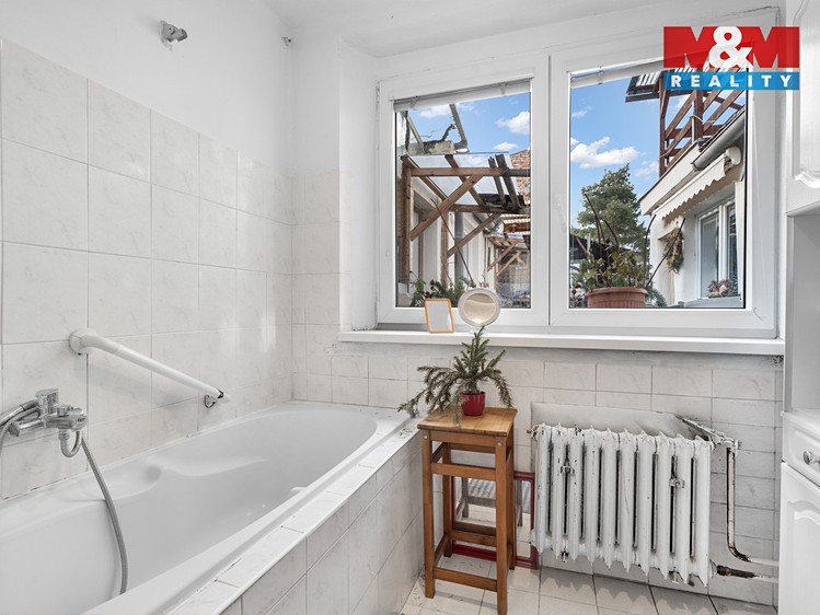 Prodej rodinného domu 120 m², pozemek 322 m² - foto 8