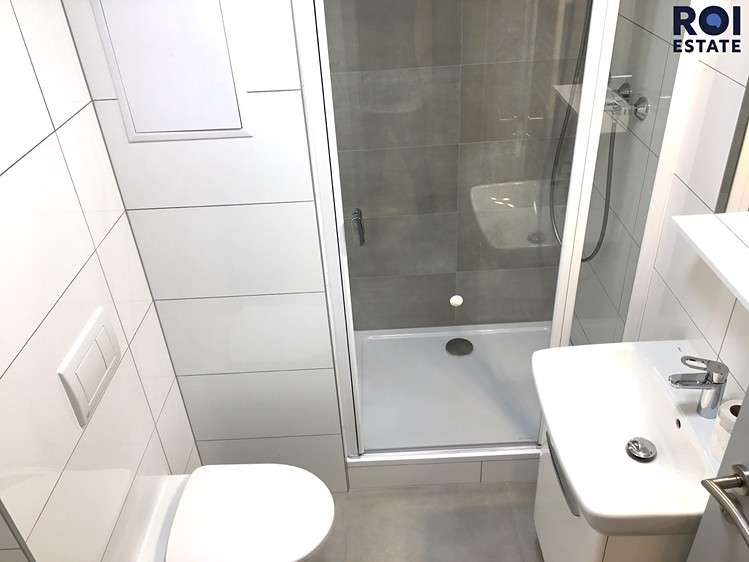 Pronájem bytu 2+kk 54 m² (Podkrovní) - foto 2