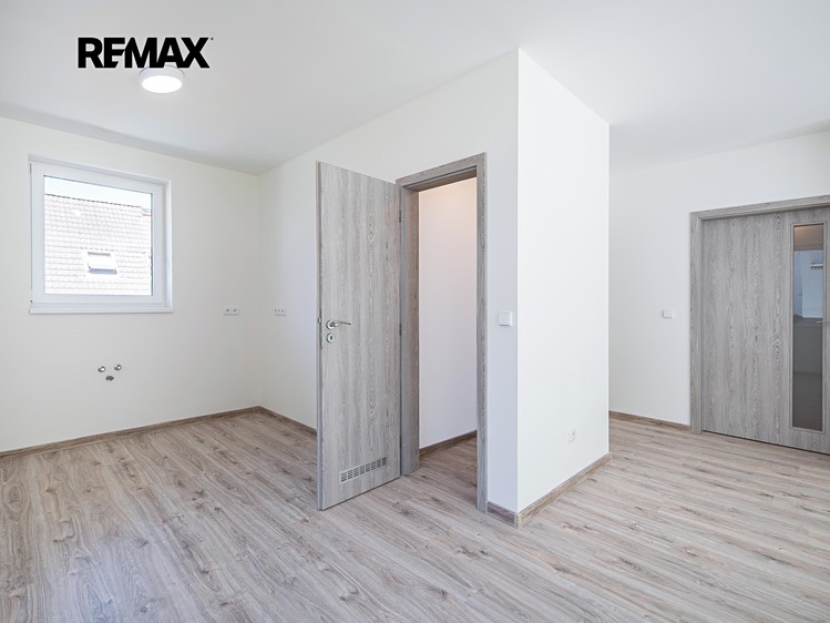 Prodej  rodinného domu 91 m², pozemek 577 m² - foto 8