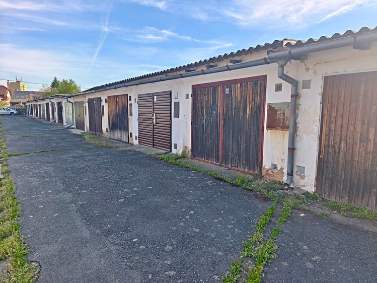 Prodej garáže 18 m² - foto 1
