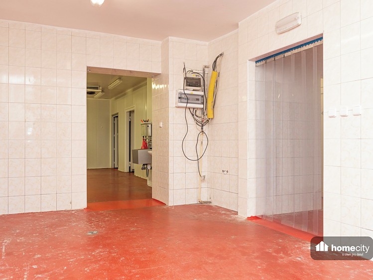 Prodej  rodinného domu 264 m², pozemek 467 m² - foto 7