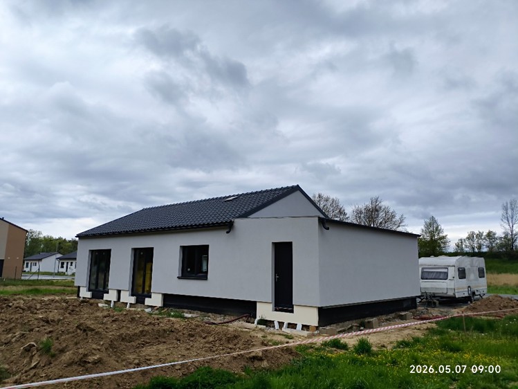 Prodej rodinného domu 93 m², pozemek 995 m² - foto 2