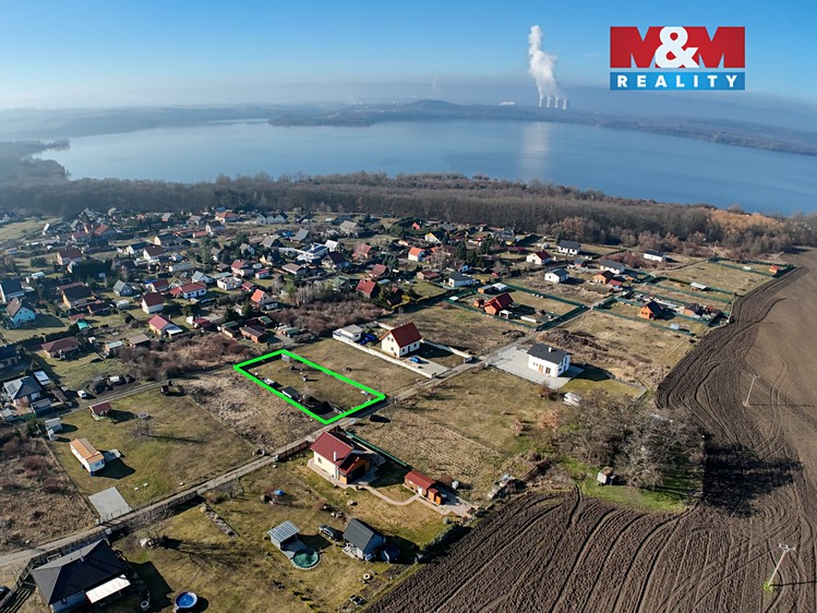 Prodej stavebního pozemku 943 m² - foto 2