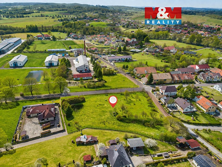 Prodej stavebního pozemku 1 734 m² - foto 1