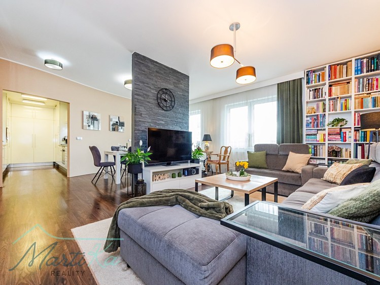 Prodej bytu 4+kk 109 m² - foto 3
