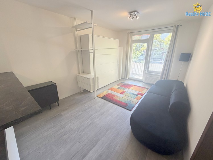 Pronájem bytu 2+kk 58 m² - foto 5