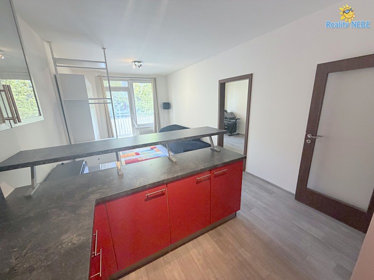 Pronájem bytu 2+kk 58 m² - foto 6