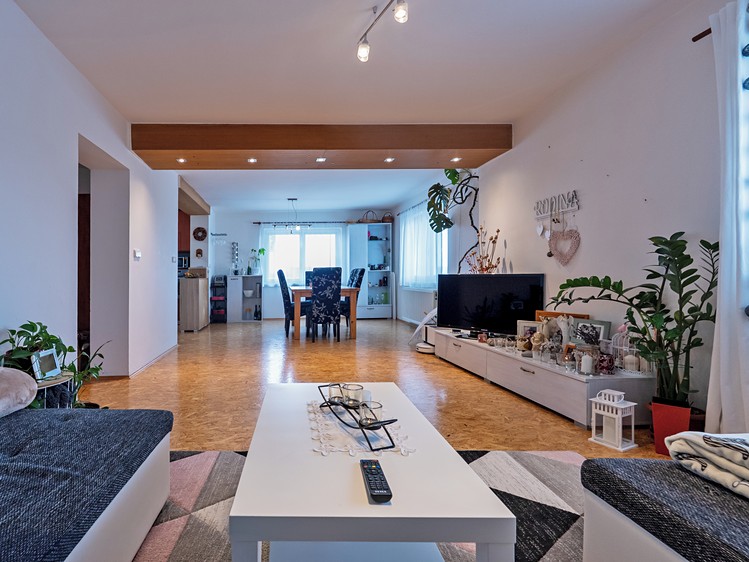 Prodej rodinného domu 130 m², pozemek 536 m² - foto 2