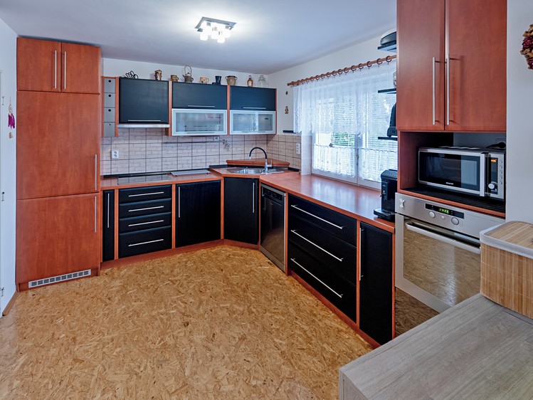 Prodej rodinného domu 130 m², pozemek 536 m² - foto 4