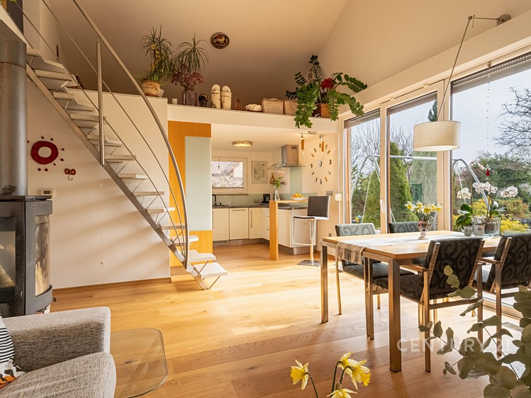 Prodej rodinného domu 115 m², pozemek 929 m² - foto 1