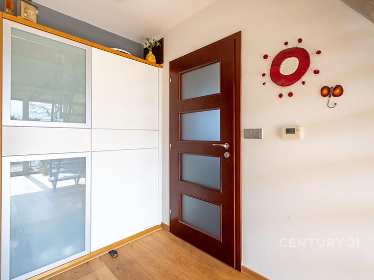 Prodej rodinného domu 115 m², pozemek 929 m² - foto 7