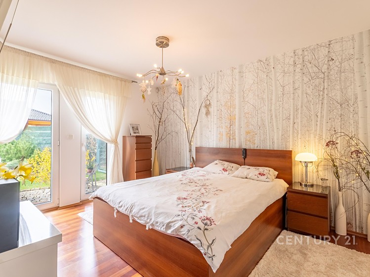 Prodej rodinného domu 115 m², pozemek 929 m² - foto 8