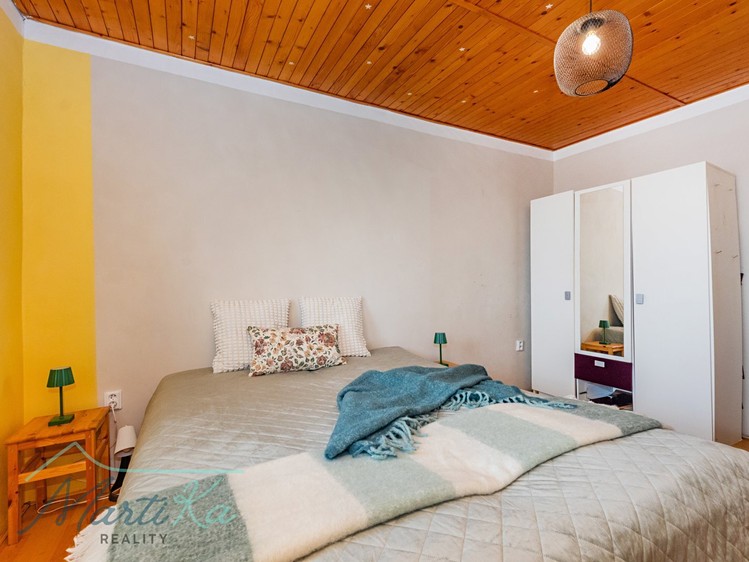 Prodej vícegeneračního domu 347 m², pozemek 602 m² - foto 6