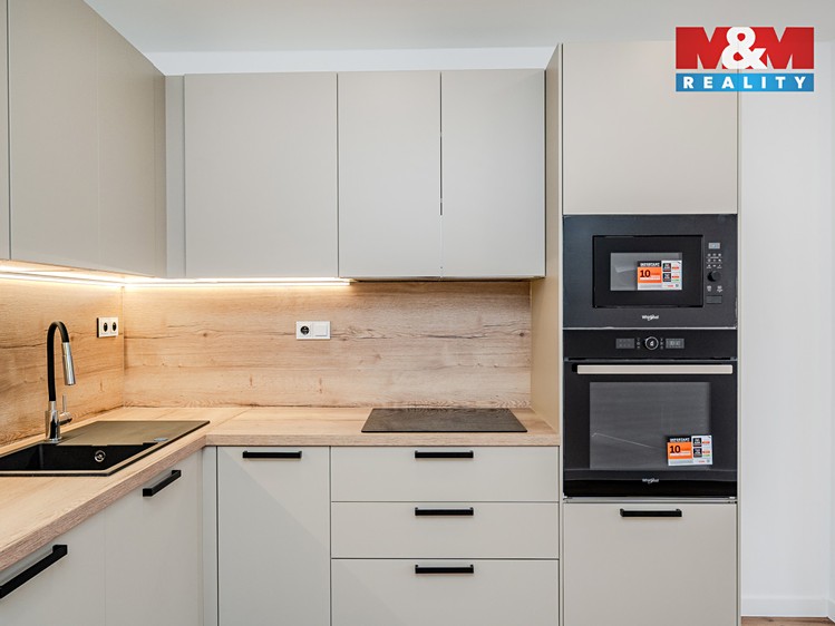 Prodej bytu 4+kk 78 m² - foto 2