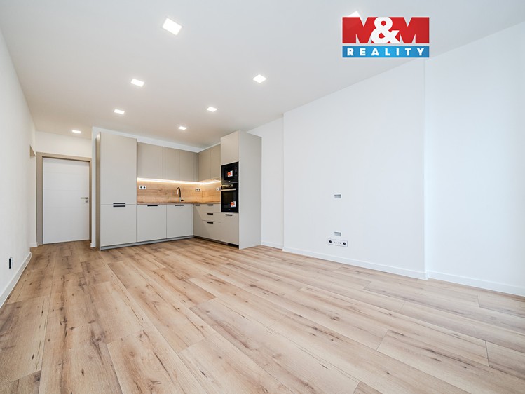 Prodej bytu 4+kk 78 m² - foto 1