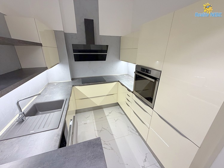 Pronájem bytu 2+kk 65 m² - foto 6