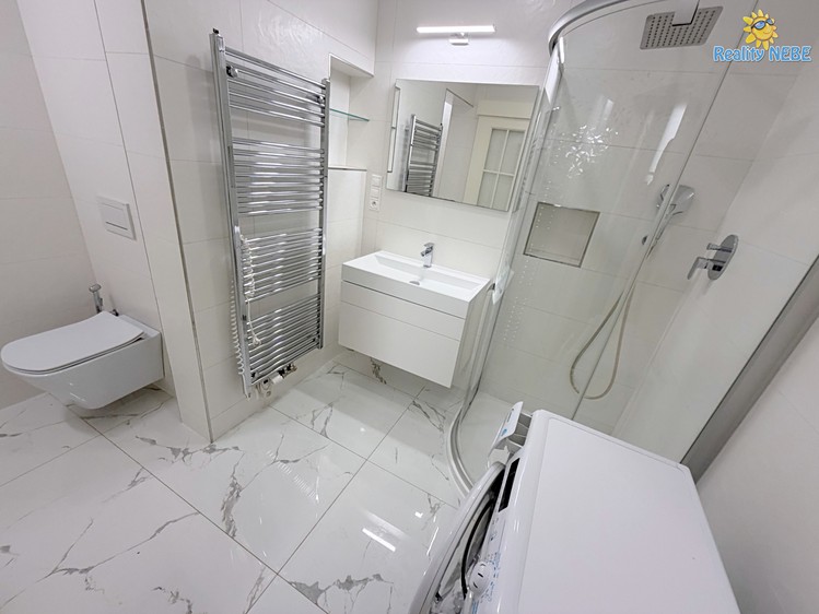 Pronájem bytu 2+kk 65 m² - foto 8