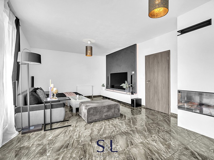 Prodej rodinného domu 137 m², pozemek 841 m² - foto 3