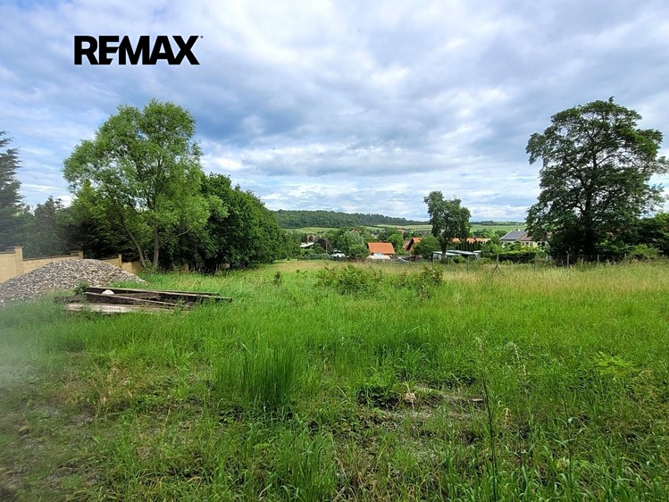 Prodej stavebního pozemku 2 811 m² - foto 5