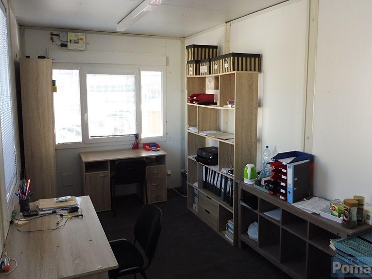 Pronájem kanceláře 18 m² - foto 1