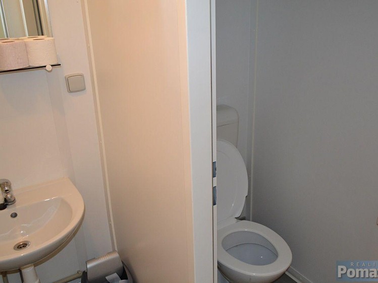 Pronájem kanceláře 18 m² - foto 5