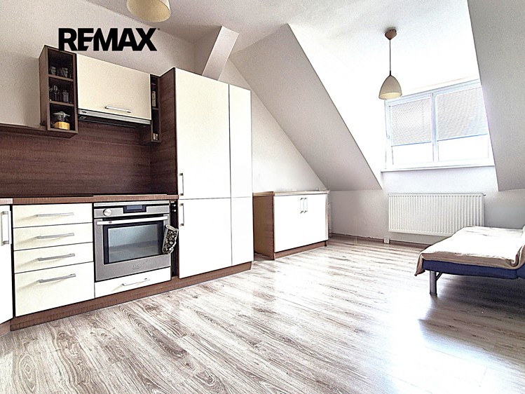 Prodej bytu 3+1 80 m² - foto 6