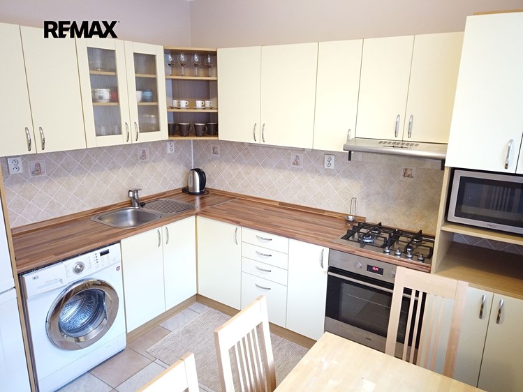 Pronájem bytu 2+1 59 m² - foto 1